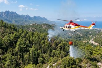 KKTC'ye Yangın Helikopteri Geldi